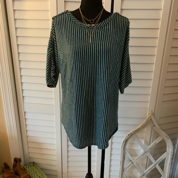 Kim & Cami Tops - ❌SOLD❌ Kim & Cami Teal & White Stripe Womens Top 1X NWOT